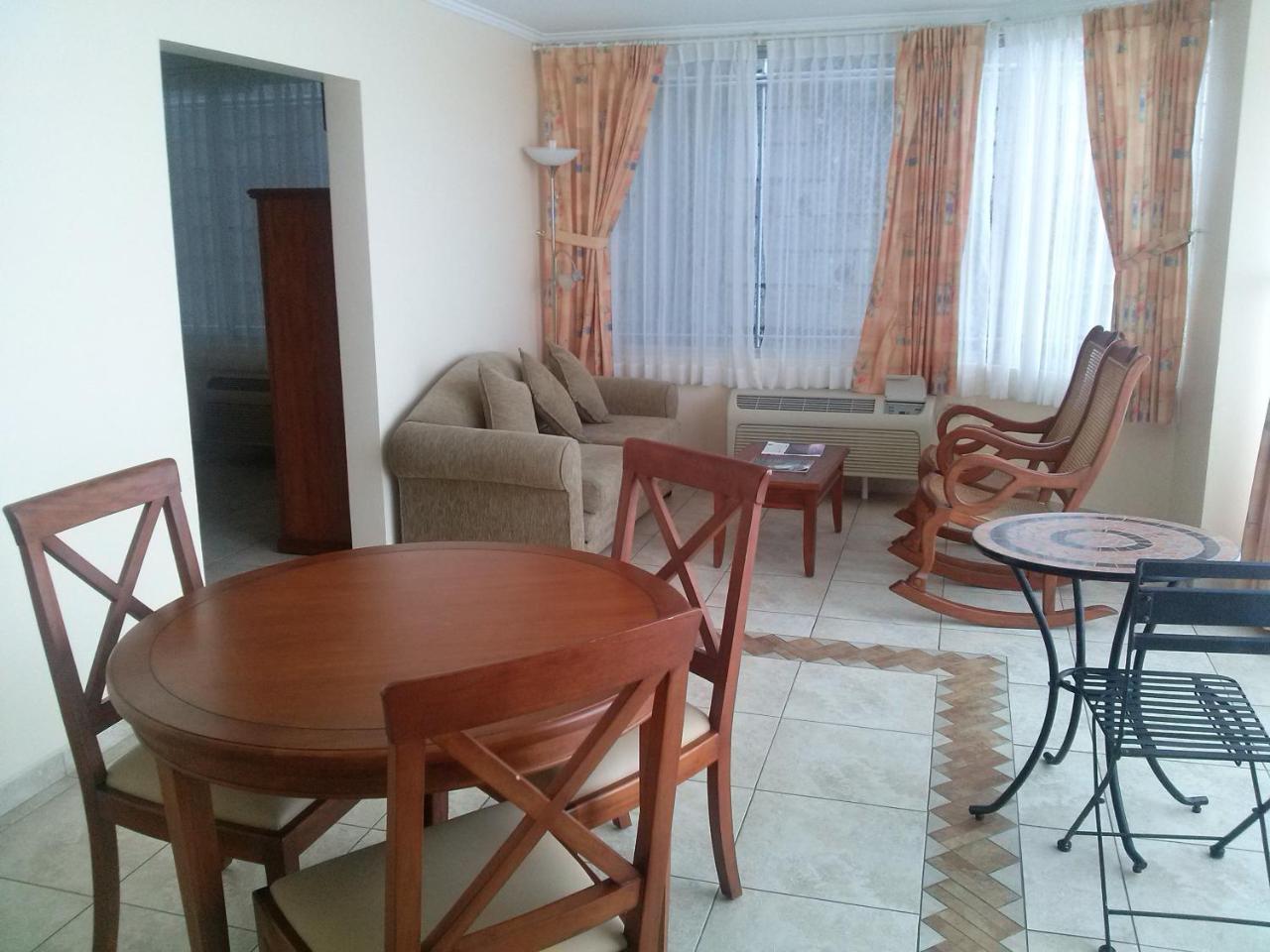Hotel El Marques Atacames Rum bild