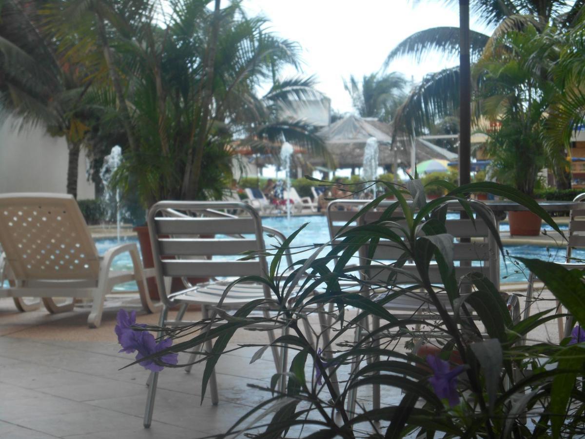Hotel El Marques Atacames Exteriör bild
